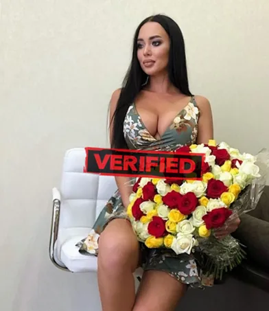 Angelina ass Prostitute Al Ahmadi