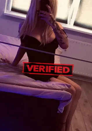 Olivia Titten Prostituierte Hartha